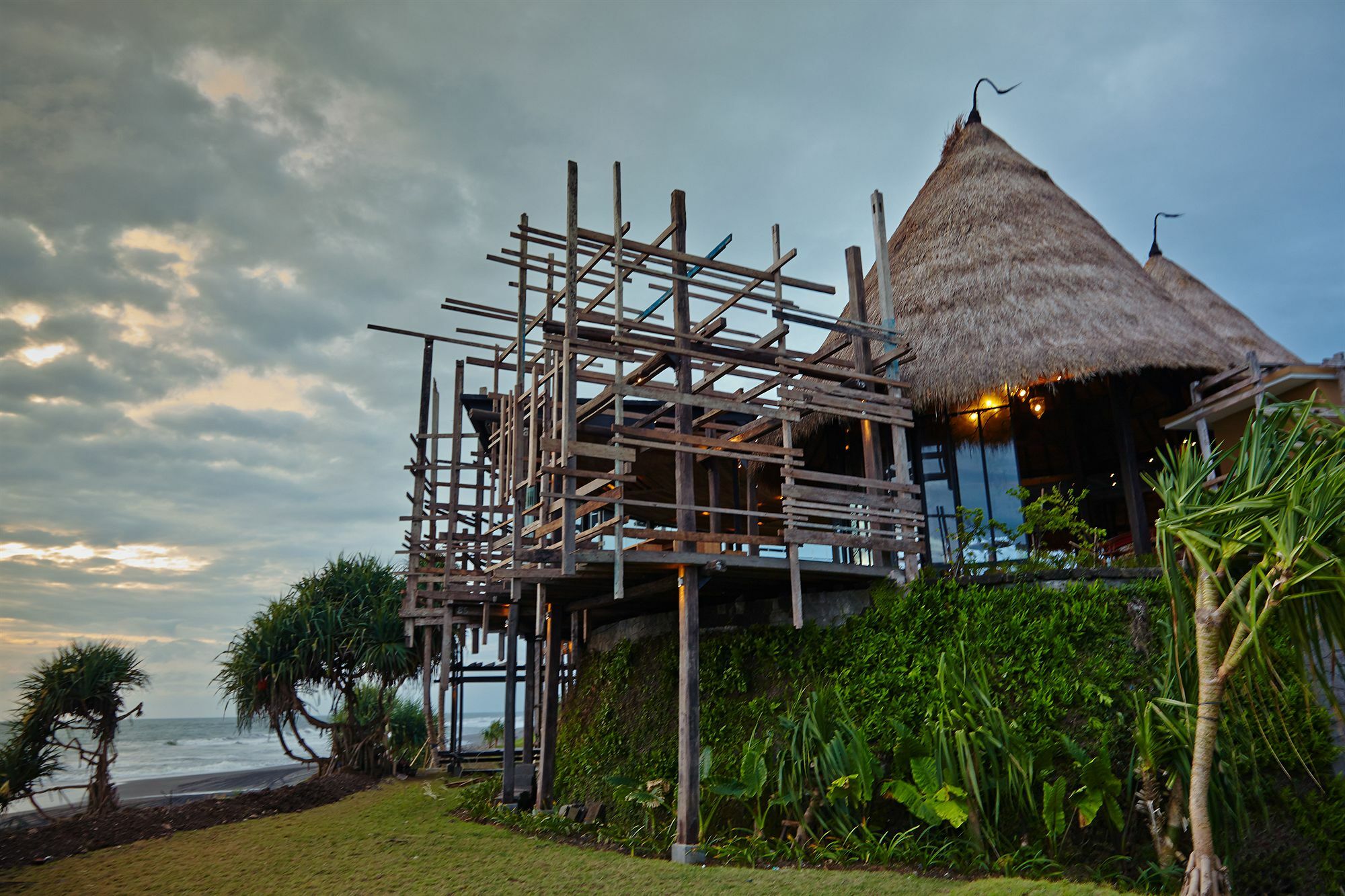 WakaGangga Hotel Tabanan  Bagian luar foto